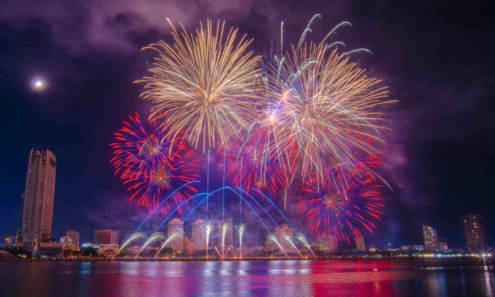 Các điểm bắn pháo hoa Tết Dương lịch 2026 trên cả nước