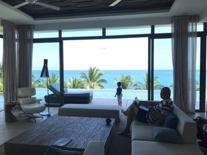 Khám phá biệt thự ven biển, rộng như resort của ca sĩ Thu Minh ở Nha Trang