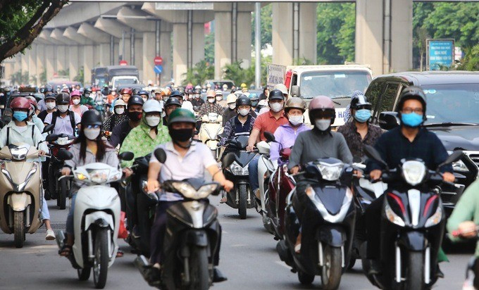 Theo thống kê, Hà Nội có khoảng 450.000 xe máy xăng trong Vành đai 1 