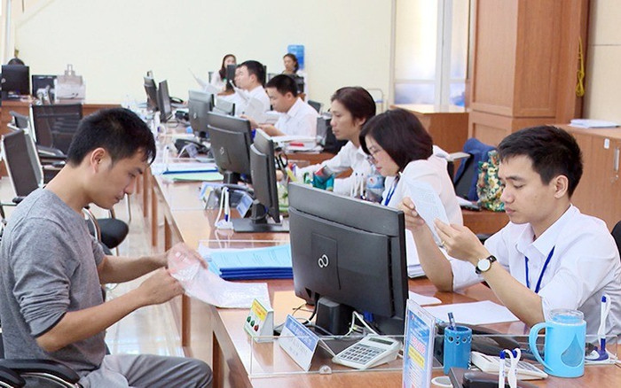 Thủ tướng yêu cầu bảo đảm 100% thủ tục hành chính liên quan đến doanh nghiệp được thực hiện trực tuyến, thông suốt, liền mạch, hiệu quả, minh bạch, giảm tối đa giấy tờ. Ảnh minh họa