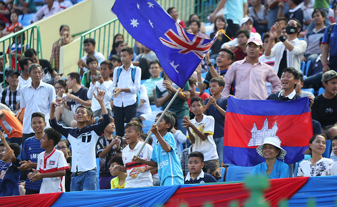 CĐV Campuchia phấn khích khi U16 Australia vô địch Đông Nam Á ảnh 7 CĐV Campuchia phấn khích khi U16 Australia vô địch Đông Nam Á ảnh 7