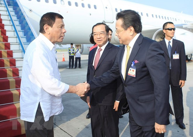 Tổng thống Philippines Duterte đã đến Nội Bài, bắt đầu thăm Việt Nam ảnh 2