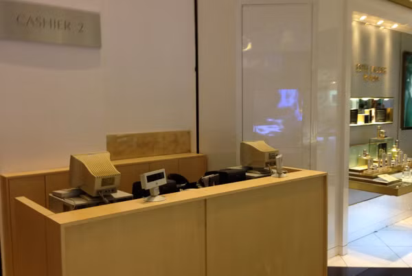 Parkson Thái Hà đóng cửa sau 8 năm: Rút khỏi Hà Nội? ảnh 9