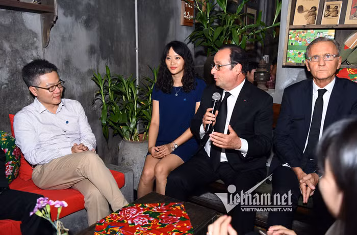 Tổng thống Pháp sánh bước cùng GS Ngô Bảo Châu ảnh 3