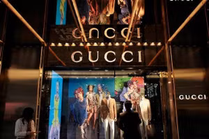 Các thương hiệu xa xỉ tại Trung Quốc đồng loạt thay đổi chiến lược kinh doanh