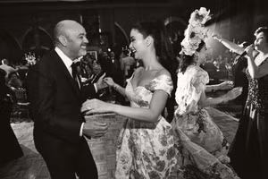 Khách hàng VIP của làng thời trang xa xỉ được “cưng chiều” như thế nào?