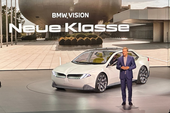 BMW đã công bố khái niệm về nền tảng Neue Klasse vào năm 2021 và đã chi hơn 10 tỷ euro để phát triển công nghệ này.