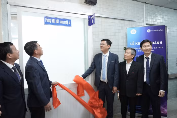 SIGNA Premier mở ra kỷ nguyên MRI thông minh trong y tế