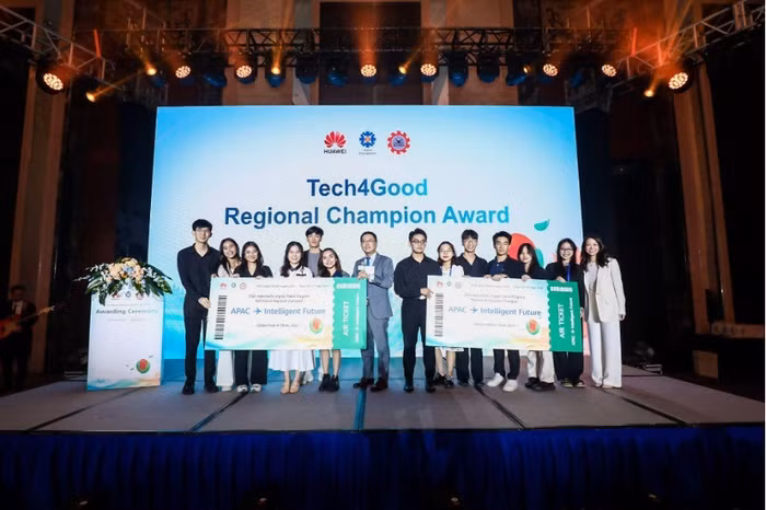 Đội Việt Nam và đội Campuchia cùng xuất sắc dành giải Nhất tại cuộc thi Tech4Good, vượt qua 23 đội đến từ 23 quốc gia để tiến vào vòng Chung kết toa.jpg
