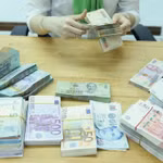 Tỷ giá USD hôm nay ngày 15/5: USD chợ đen tăng dựng đứng sau một phiên