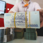 Ngân hàng căng mình huy động vốn phục vụ tín dụng cuối năm