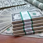 Tỷ giá USD hôm nay ngày 30/3: Chỉ số DXY vượt 100 điểm 