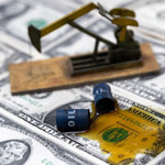 Tỷ giá USD hôm nay ngày 5/2: Chênh lệch tỷ giá USD giữa ngân hàng và chợ đen nới rộng