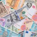 Giá USD hôm nay ngày 9/5: Thị trường tự do về sát mốc 26.500 đồng