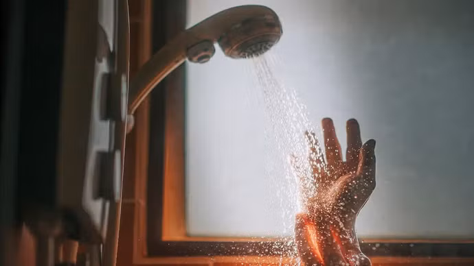 Sai lầm sau khi đi nắng đẩy nguy cơ đột quỵ tăng cao