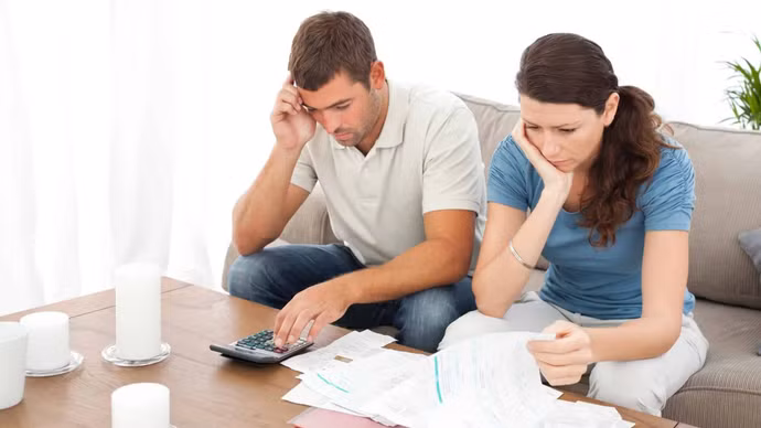 Sống ở Hà Nội 15 ngày “bay” ngay 10 triệu đồng, gia đình trẻ về quê có tiết kiệm hơn?