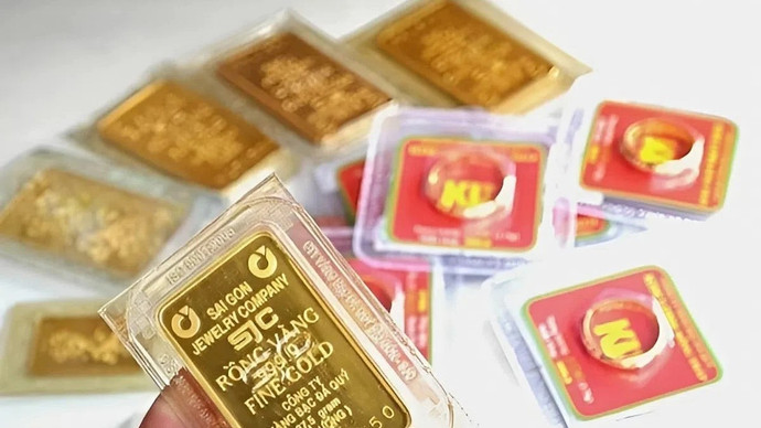 Vàng SJC leo dốc mạnh, phục hồi về mốc 181 triệu đồng/lượng
