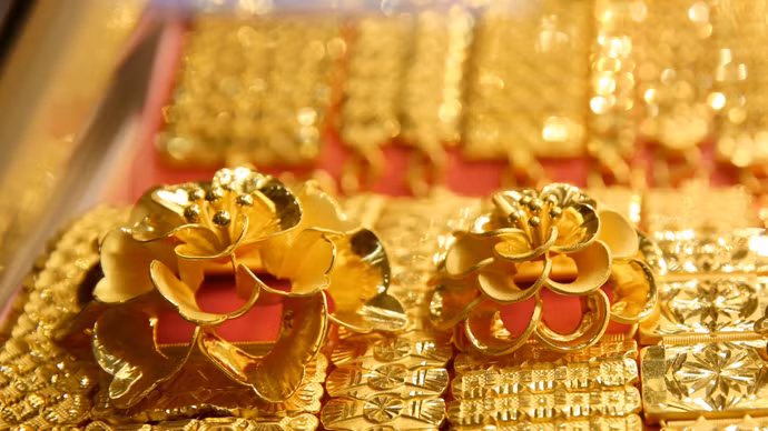 Vàng lao dốc, chênh lệch cao khiến nhà đầu tư thiệt kép