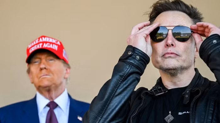 Tiền tuôn về túi, Elon Musk trở thành người đầu tiên trên thế giới sở hữu 400 tỷ USD