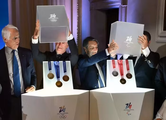 Giá vàng bạc lập đỉnh, huy chương Olympic mùa Đông trở nên đắt giá nhất lịch sử