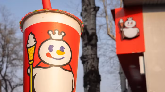 Mixue niêm yết thành công, cổ phiếu bật tăng 30% trong ngày đầu giao dịch