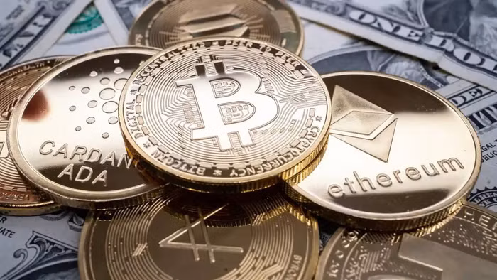 Thị trường tiền số điều chỉnh, Bitcoin rơi về vùng 102.000 USD