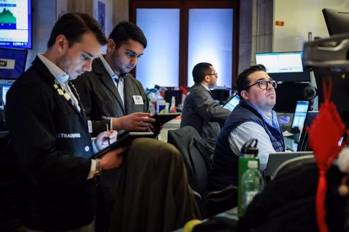 Chứng khoán Mỹ tăng điểm, nhà đầu tư "nín thở" chờ tin thuế quan và dữ liệu kinh tế