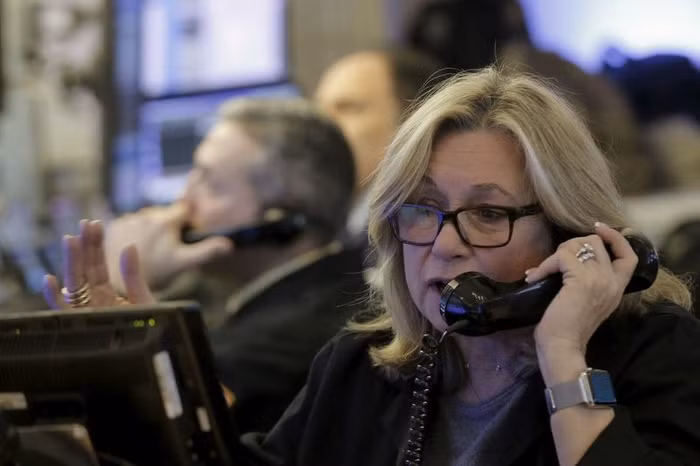 Dow Jones lập kỷ lục ba phiên liên tiếp, thị trường chờ dữ liệu then chốt