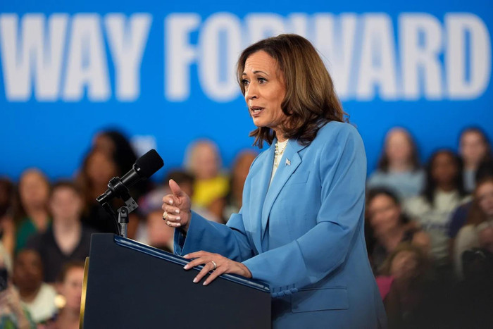 Ứng viên Tổng thống Mỹ Kamala Harris phát biểu trong sự kiện chiều 16/8 tại tiểu bang Bắc Carolina (Mỹ)