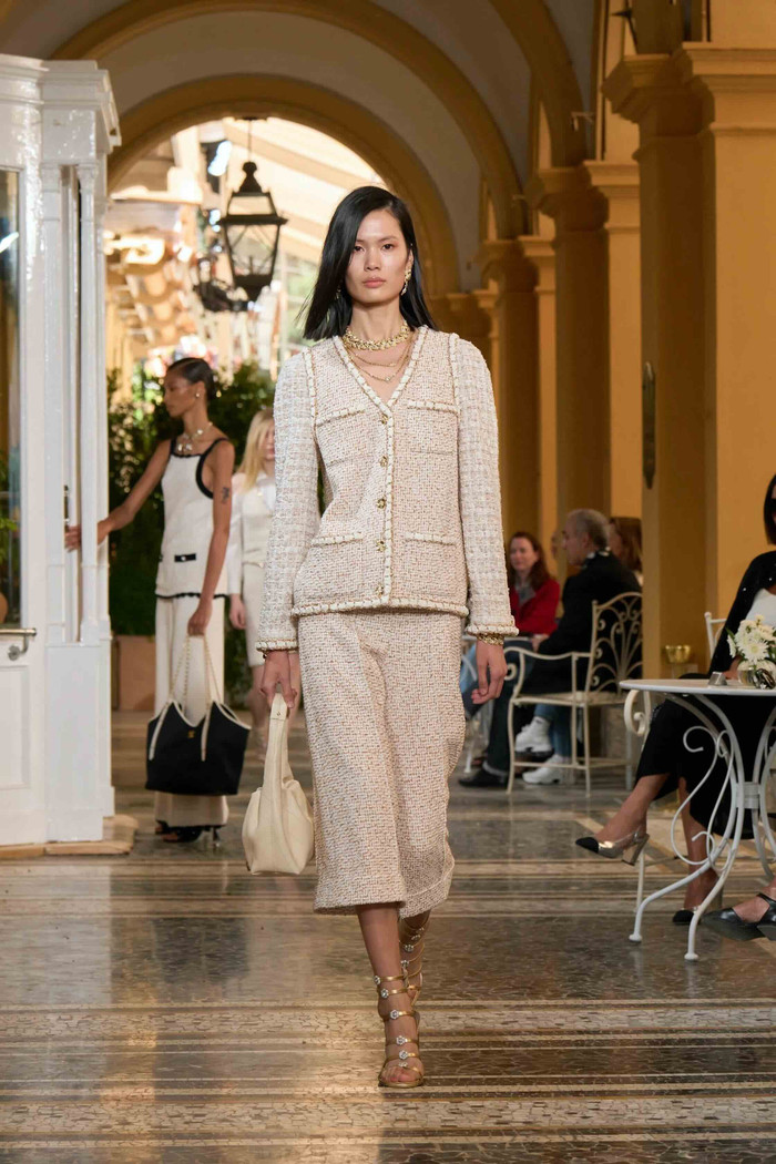 00017-chanel-resort-2026-credit-gorunway.jpg