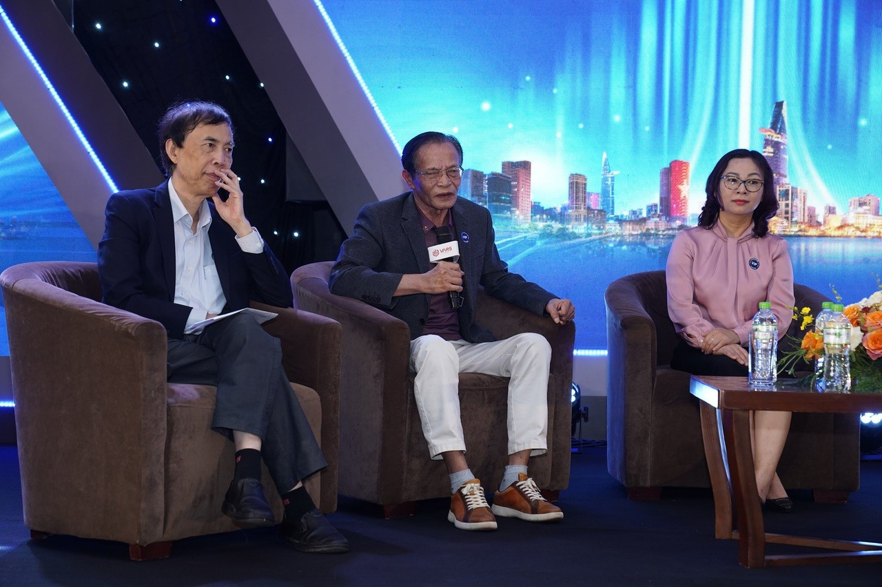 TS. Lê Xuân Nghĩa chuyên gia kinh tế, nguyên Phó Chủ tịch Ủy ban Giám sát tài chính Quốc gia tại toạ đàm “Thị trường bất động sản Việt Nam trong Kỷ nguyên mới: Luật chơi mới – Tư duy mới” dsc03040-1.jpg