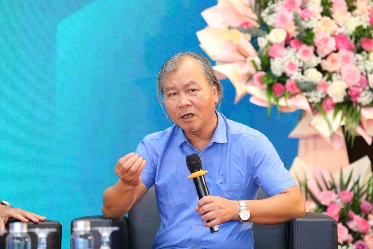 TS. Vũ Đình Ánh, Chuyên gia kinh tế z7100864767556-9cfd6530f659bf1986270de4defe98e2-3988.jpg
