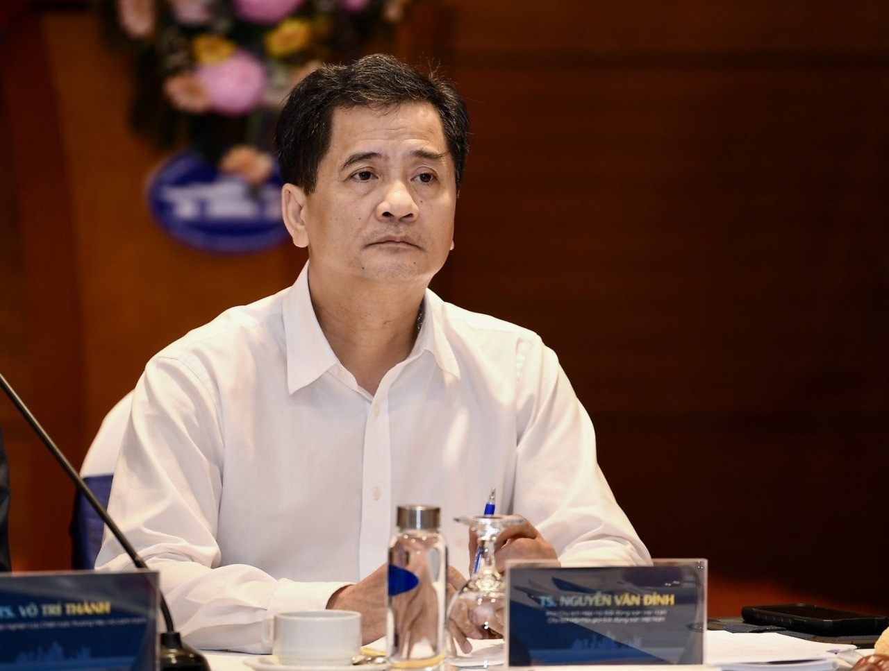 nguyen-van-dinh-2-1-2102.jpg