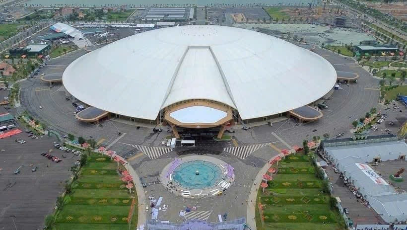Trái tim của công trình là tòa nhà Triển lãm Kim Quy trung-tam-hoi-cho-trien-lam-quoc-gia-vec.jpg