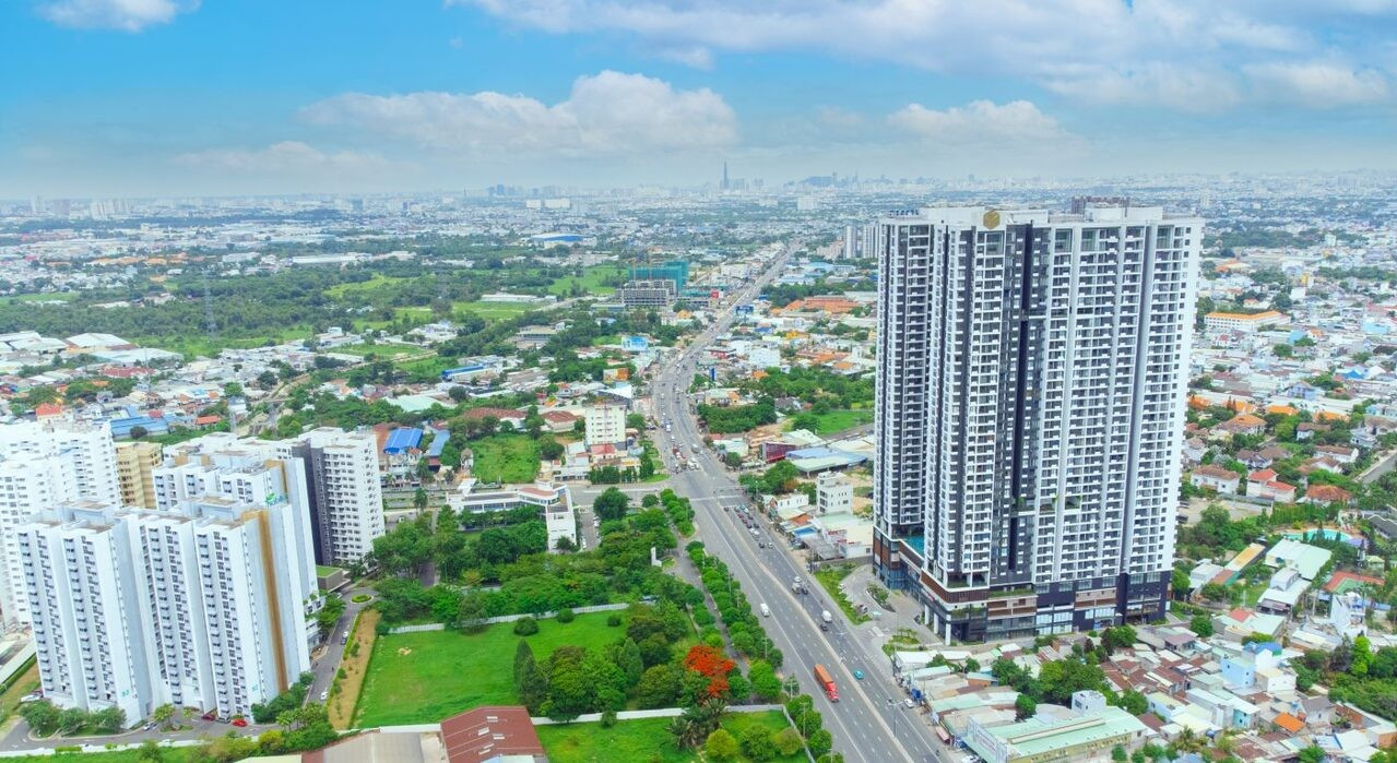 Thuế chỉ là một công cụ nhằm minh bạch hóa thị trường bất động sản, chứ không giải quyết được vấn đề một cách căn cơ bds-viet-nam-1.jpg