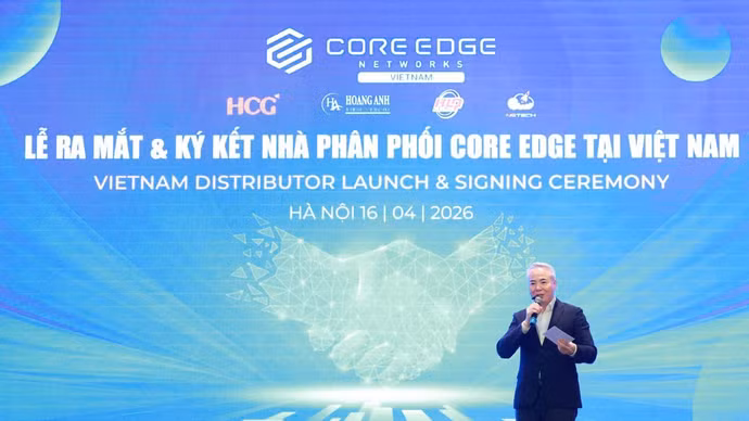 Ông Oh Hong Seok – Tổng Giám đốc Core Edge Networks phát biểu tại buổi lễ