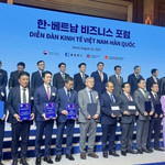 Tổng Bí thư Tô Lâm và Thủ tướng Hàn Quốc Kim Min Seok chứng kiến các đơn vị, doanh nghiệp trao thỏa thuận hợp tác