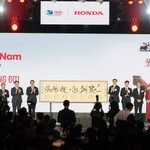 Kỷ niệm 30 năm thành lập tại Việt Nam, Honda chính thức ra mắt Honda Airblade 125cc phiên bản giới hạn