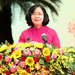 Ủy viên Bộ Chính trị, Bí thư Thành ủy Hà Nội Bùi Thị Minh Hoài