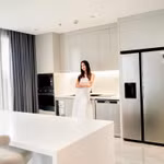 Hoa hậu Lương Thuỳ Linh khoe căn Penthouse sang chảnh