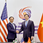 Phó Thủ tướng, Bộ trưởng Ngoại giao Bùi Thanh Sơn và Ngoại trưởng Mỹ Marco Rubio