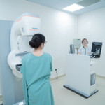 Mục sở thị bộ đôi “cặp mắt vàng” trong tầm soát ung thư vú tại Bệnh viện Vinmec Ocean Park 2