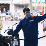 Giá xăng dầu đồng loạt giảm chiều 21/4