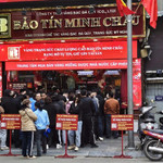 Giá vàng đi ngang bất chấp thị trường quốc tế suy yếu