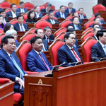 Các đại biểu dự họp Hội nghị Trung ương 