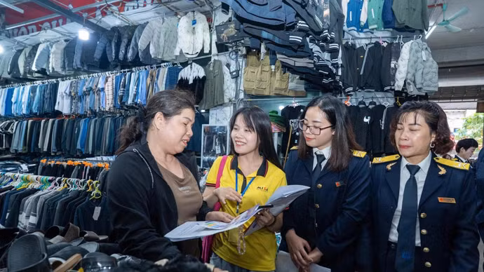 Kê khai thuế “gõ cửa”, hộ kinh doanh chạy nước rút