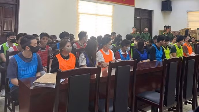 Độ tuổi của các bị can trong vụ hợp đồng kỳ nghỉ chủ yếu dao động từ 20 đến 40.
