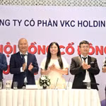 Ông Đỗ Thành Nhân (bìa phải), Chủ tịch Thiên Hoàng Holdings được bầu vào Hội đồng quản trị VKC Holdings nhiệm kỳ 2026 - 2031