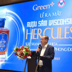 Ông Đặng Đức Thành, Chủ tịch Hội đồng quản trị Tập đoàn Green+ trong sự kiện ra mắt rượu sâm Wisconsin Hercules