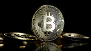 Bitcoin vọt lên 118.000 USD nhờ hiệu ứng “Uptober”, altcoin đồng loạt đi lên